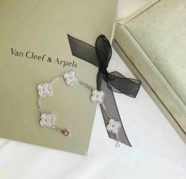 Picture of Van Cleef Arpels Bracelet _SKUVanCleef&Arpelsbracelet12262216280